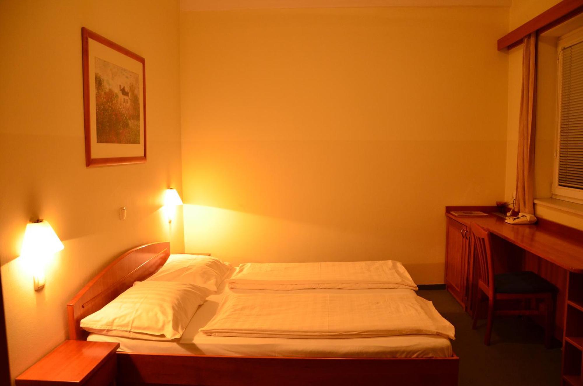 Hotel Bajt Maribor Eksteriør bilde