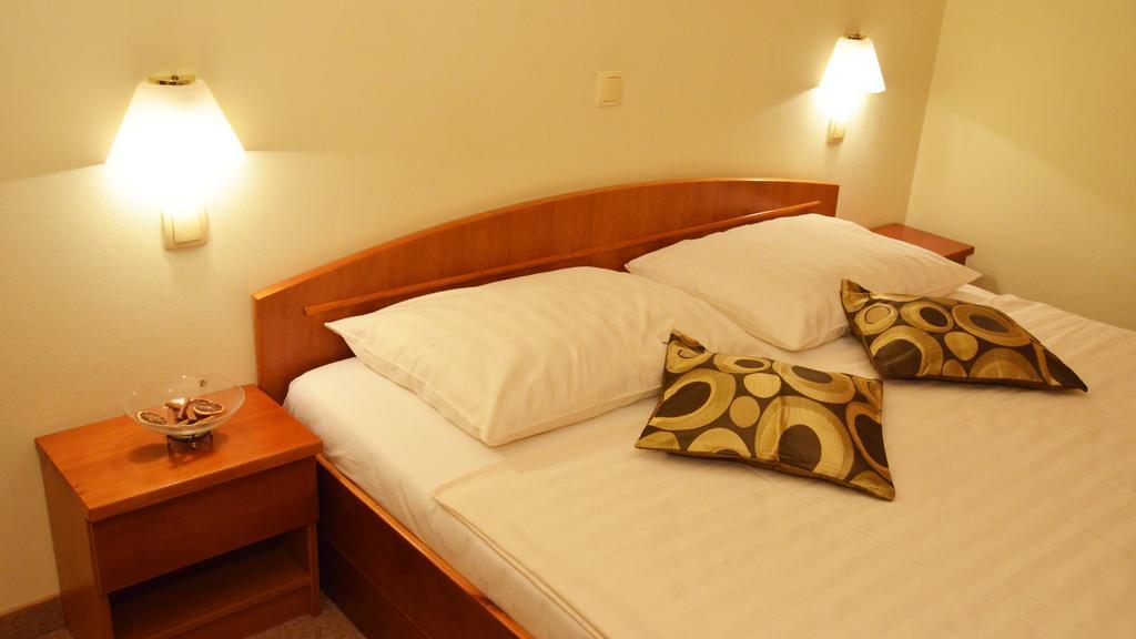 Hotel Bajt Maribor Eksteriør bilde